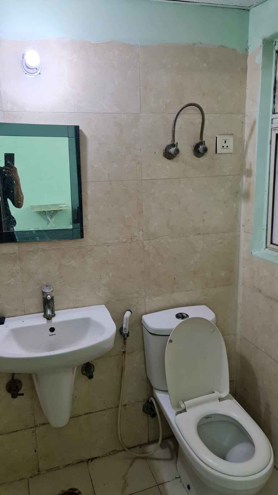 Fully furnished 1 bed 1 bath for rent in sector 76, Noida