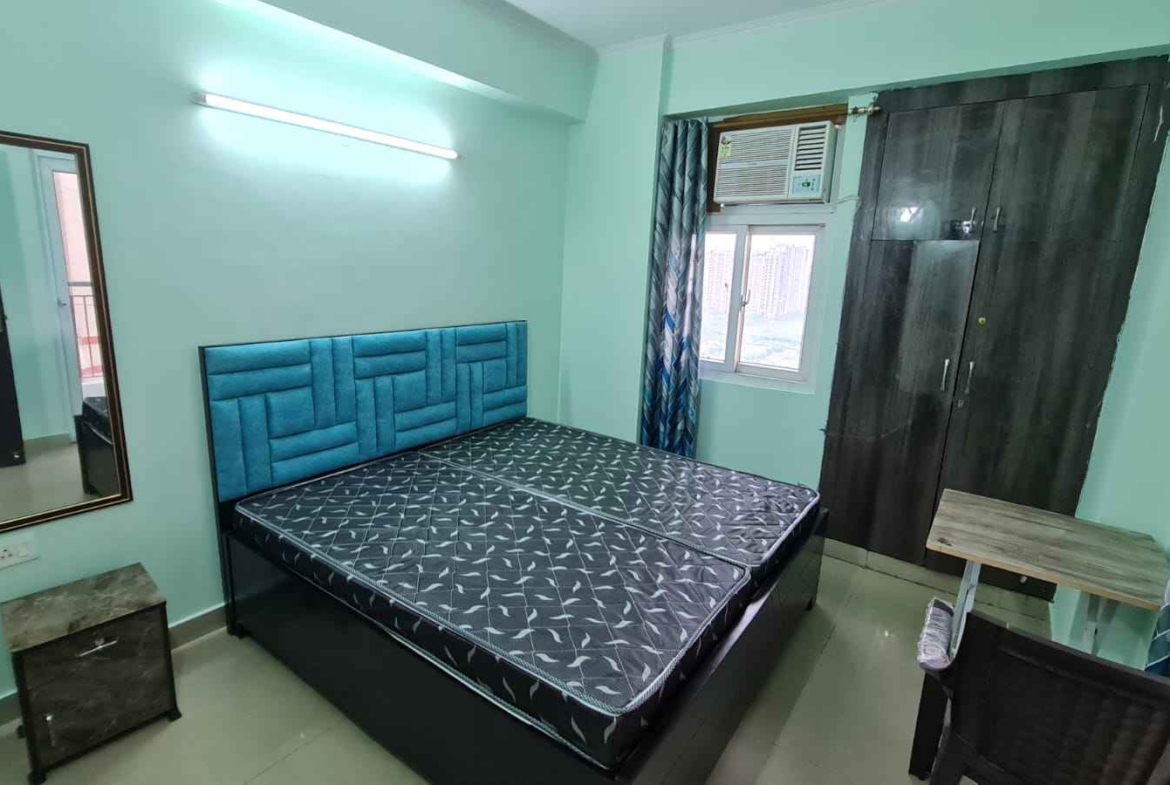 Fully furnished 1 bed 1 bath for rent in sector 76, Noida