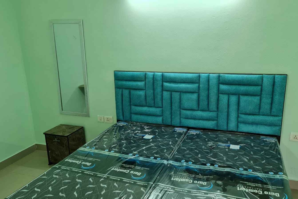 Fully furnished 1 bed 1 bath for rent in sector 76, Noida