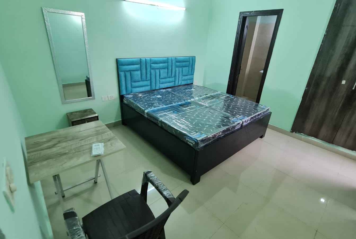 Fully furnished 1 bed 1 bath for rent in sector 76, Noida