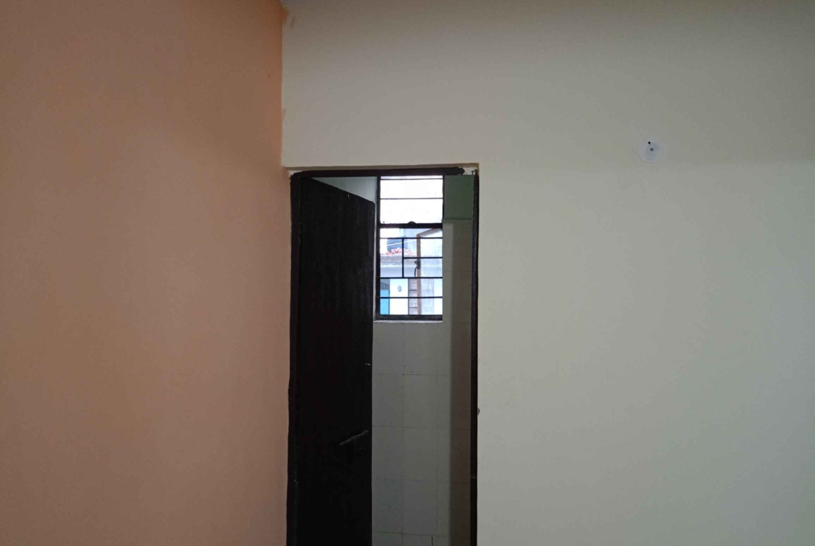 Small 1 Bed 1 Bath – Apartment for rent in UP