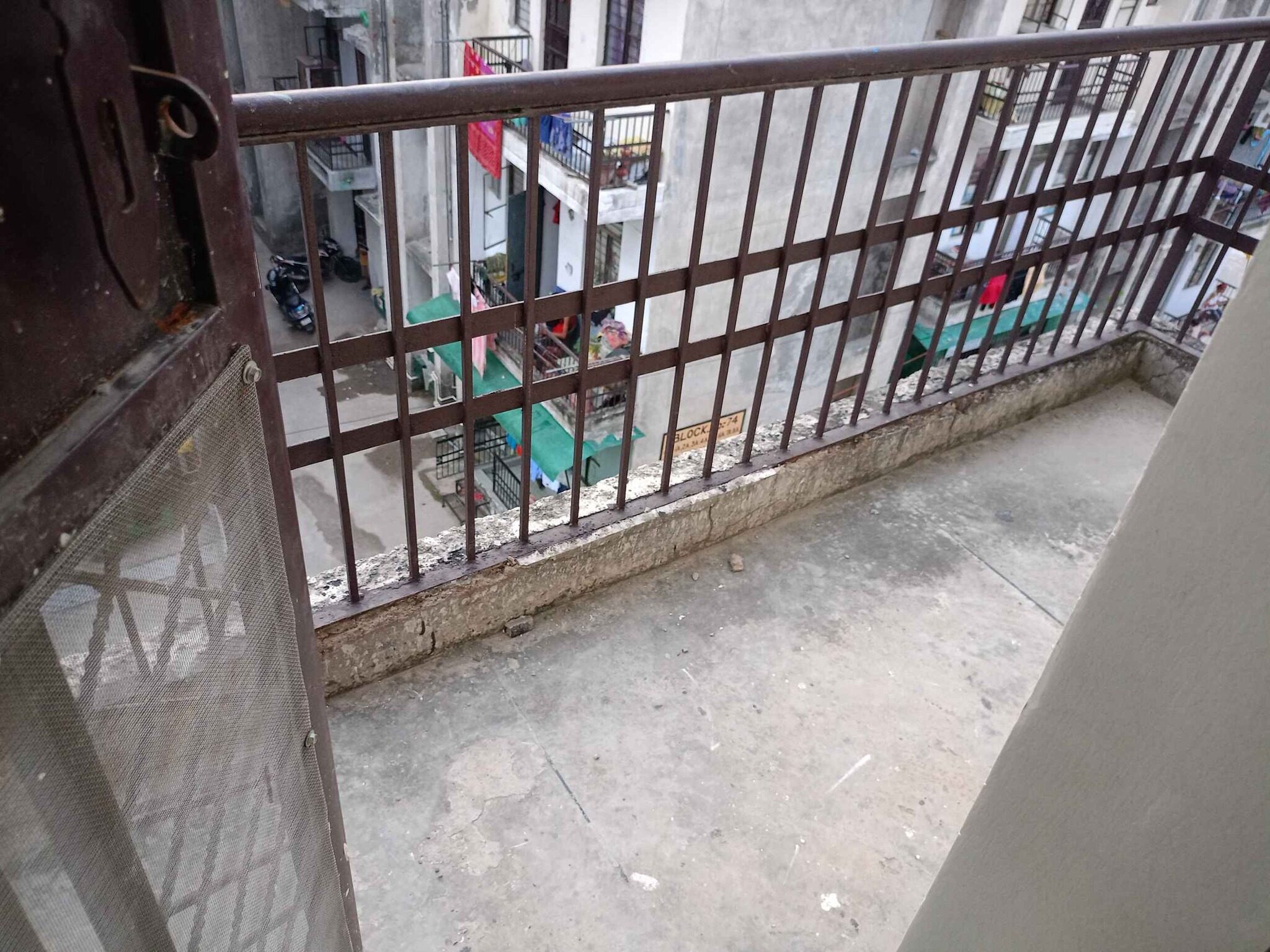 Small 1 Bed 1 Bath – Apartment for rent in UP