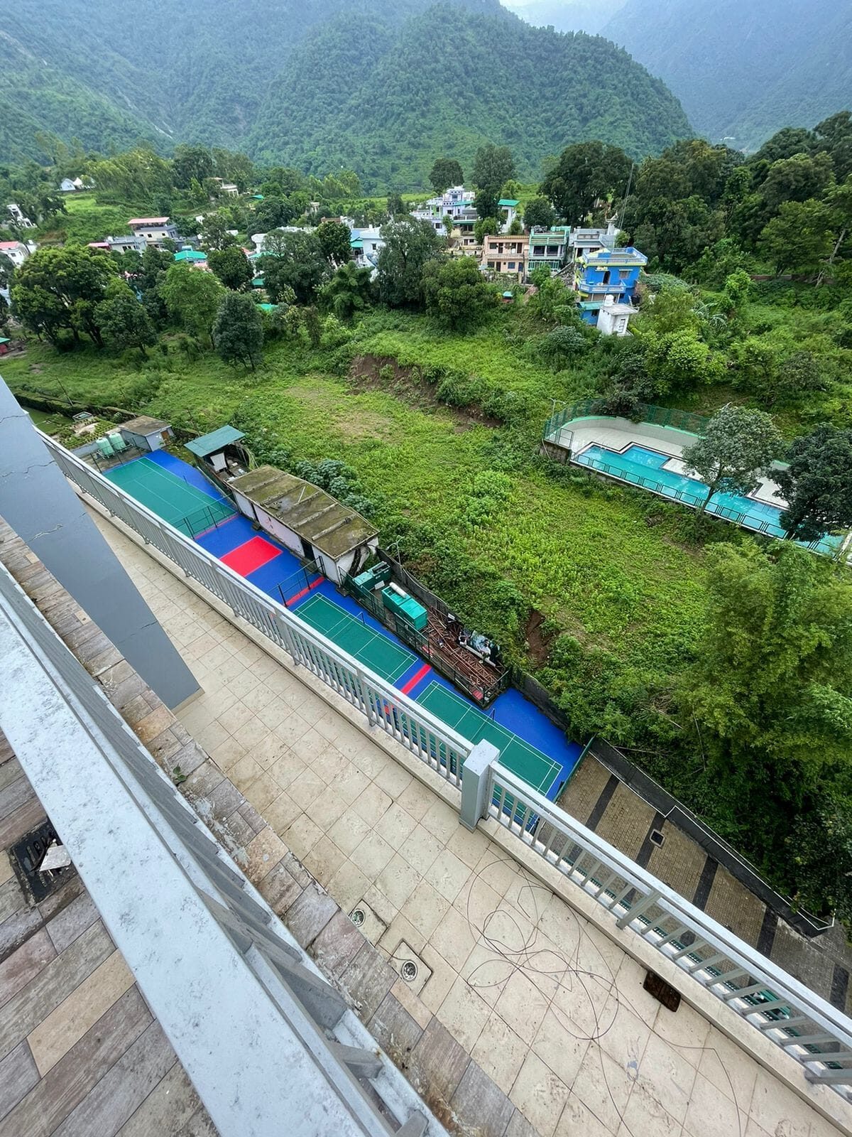 ar12 5 Beds 5 Baths Pent house with roof rights for Sale in Dehradun, Uttrakhand