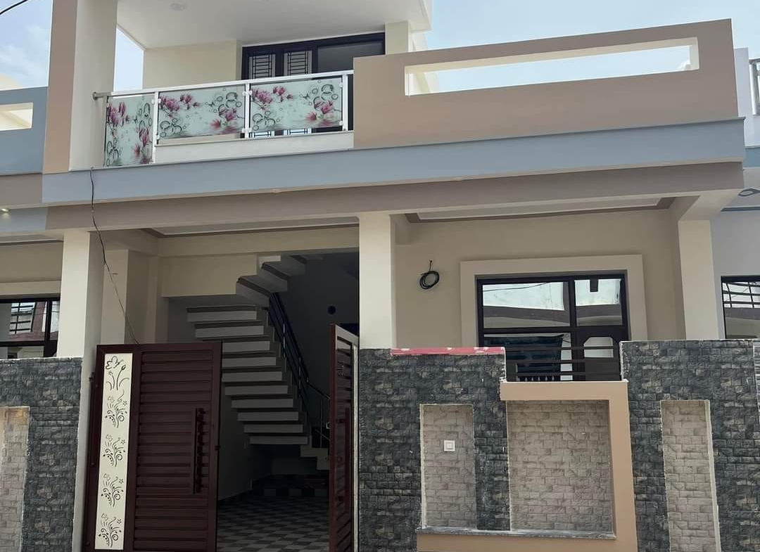 Beautiful Simplx story 2 beds 2 baths house for sale at Jankipuram Extension. Noida