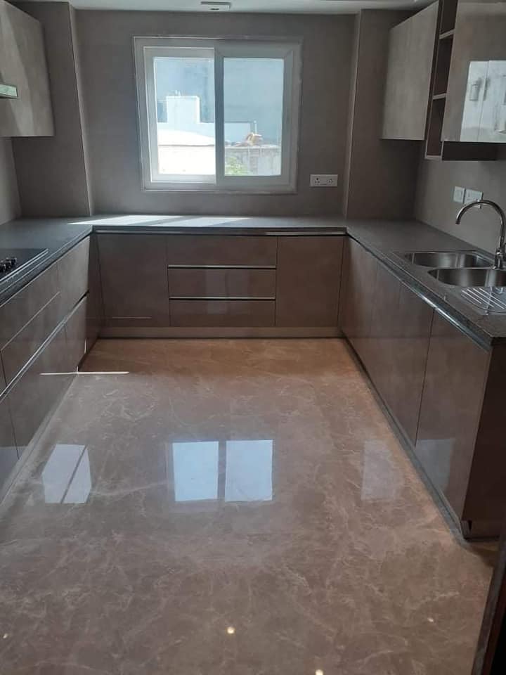 b 4 beds 3 baths semi furnished available for rent in Saket, Delhi