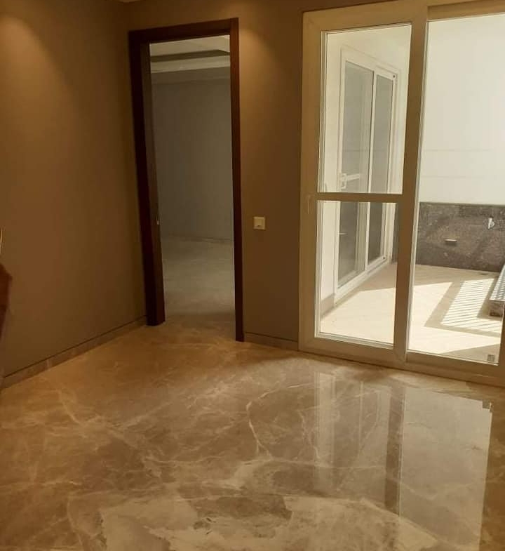 4 beds 3 baths semi furnished available for rent in Saket, Delhi