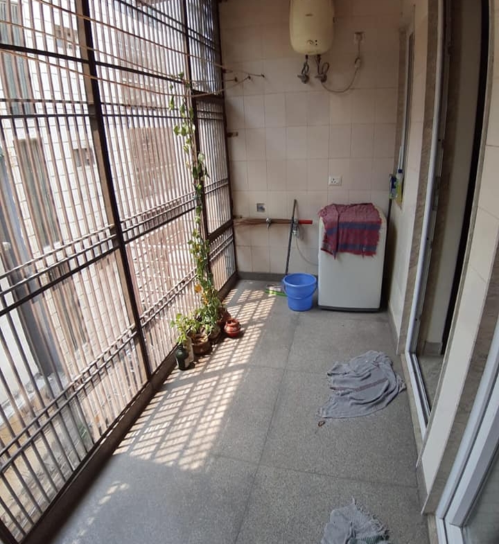 3 Beds furnished flat for rent in Delhi