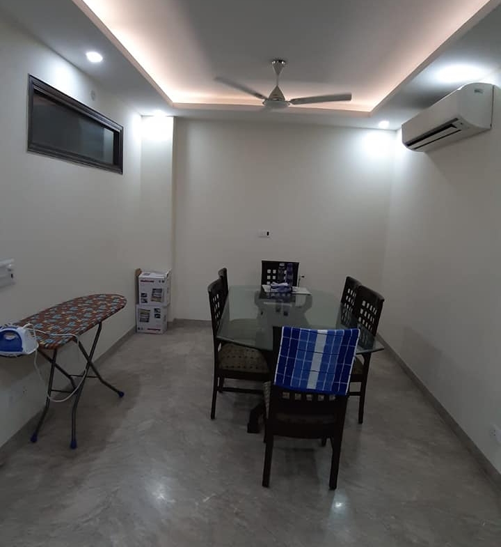 3 Beds furnished flat for rent in Delhi