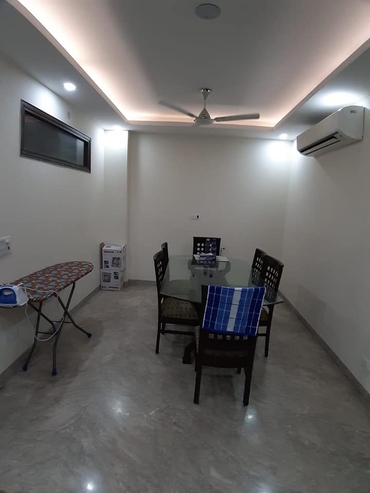 3 Beds furnished flat for rent in Delhi