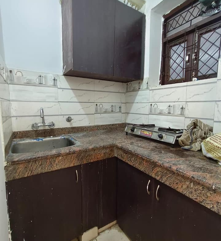FULLY INDEPENDENT 2 BEDS 1 BATH BRAND NEW FLAT AVAILABLE ON RENT NEAR SAKET METRO STATION 