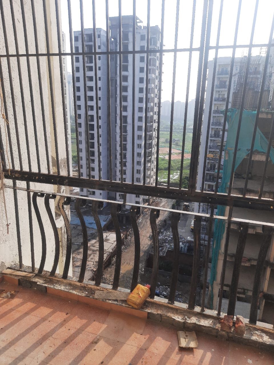 bs1 2 Beds Hall Kitchen for rent in Noida, UP