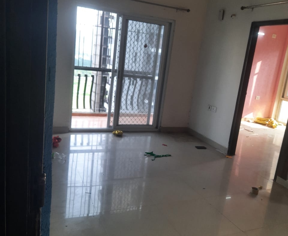2 Beds Hall Kitchen for rent in Noida, UP