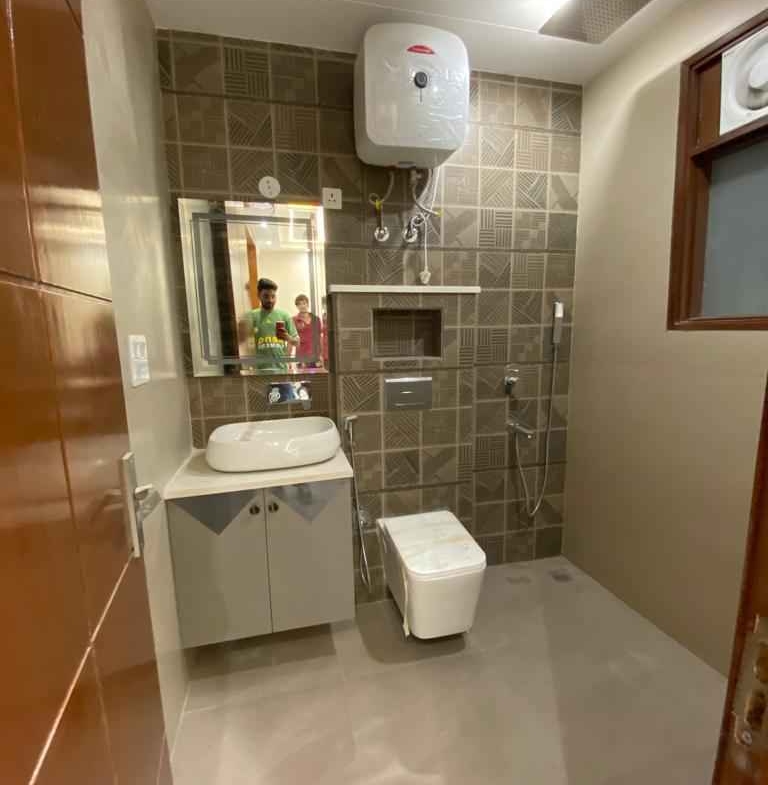 Luxurious 3 Beds 3 Baths – Apartment