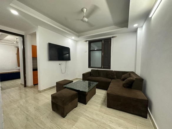 1 bed 1 bath fully furnished a brand new flat available for rent in Saket, Delhi