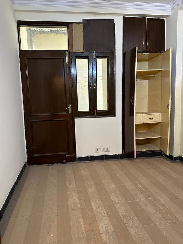 3 beds 3baths Semi furnished a brand new flat available for rent in Saket, Delhi