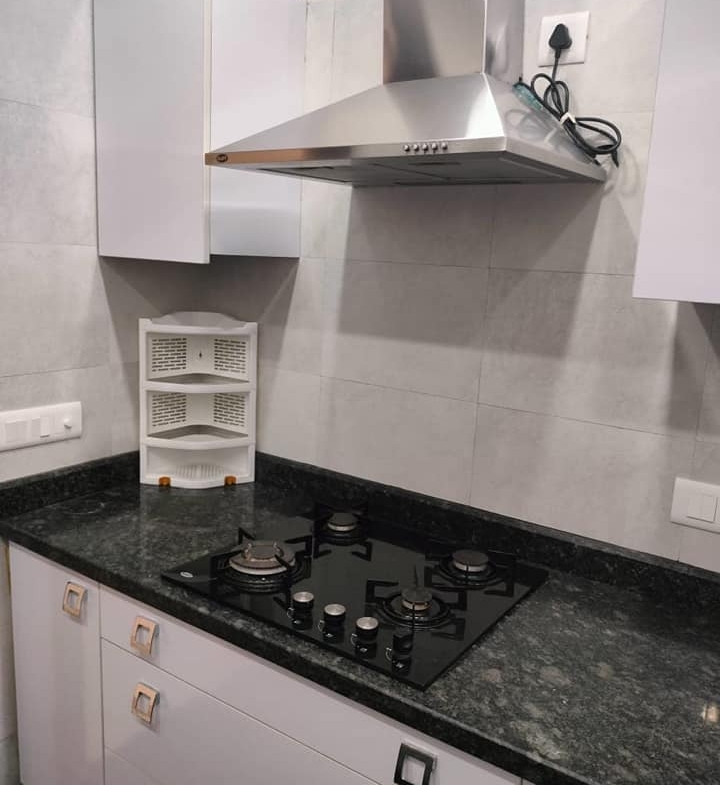 3 Beds 3 Baths Ready to move flat for rent in Lajpath Nagar. Delhi