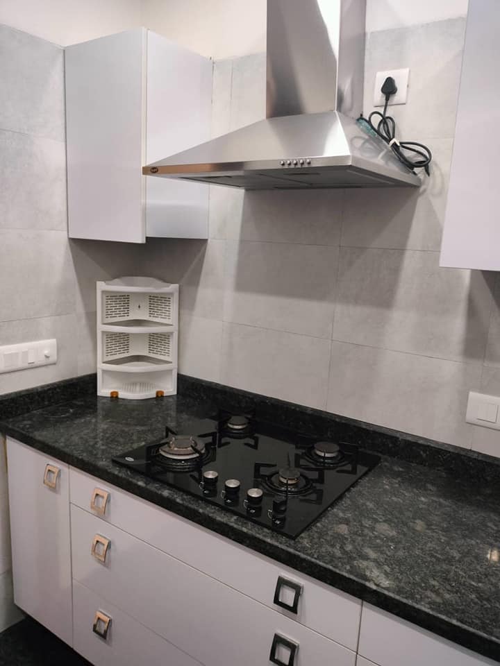 3 Beds 3 Baths Ready to move flat for rent in Lajpath Nagar. Delhi