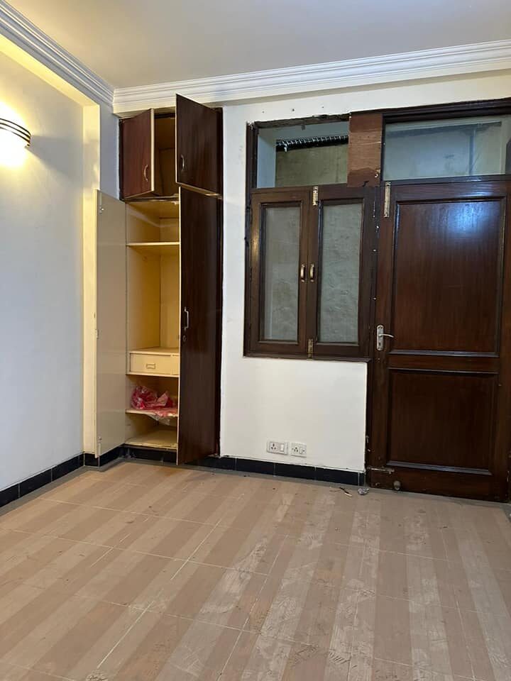 3 beds 3baths Semi furnished a brand new flat available for rent in Saket, Delhi
