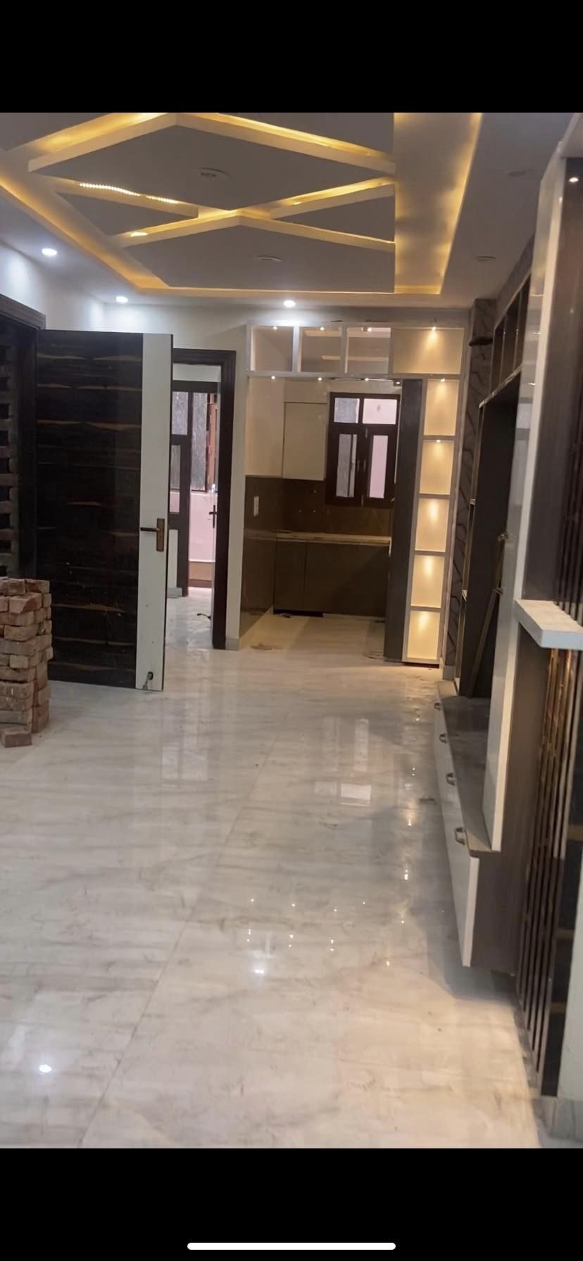 3 Beds 3 Baths flat for Sale in Janak puri, Delhi