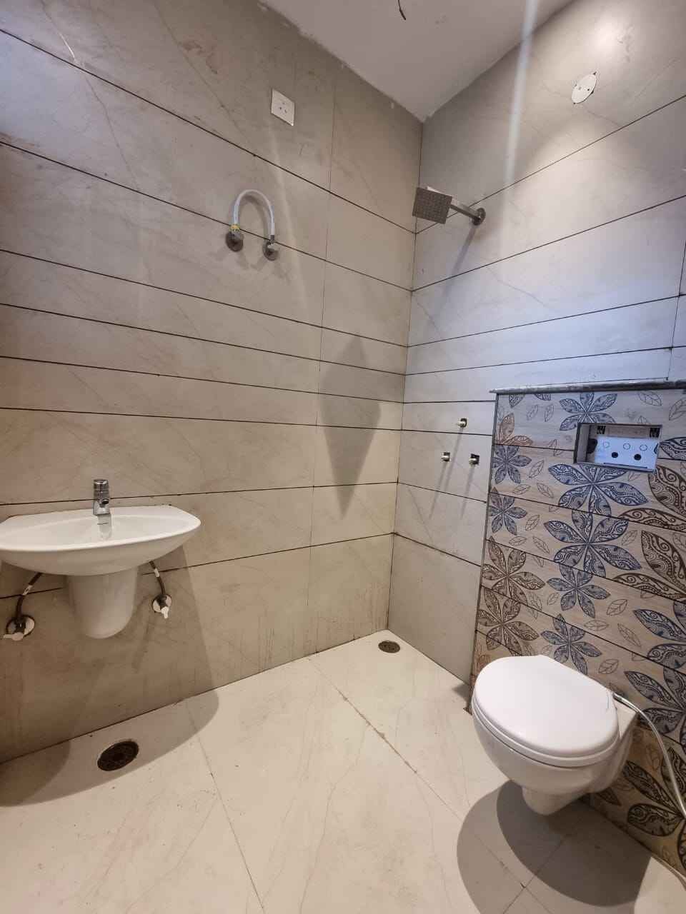 dd7 Independent 3 Beds 3 Baths – Apartment for Sale in Mohali, Punjab