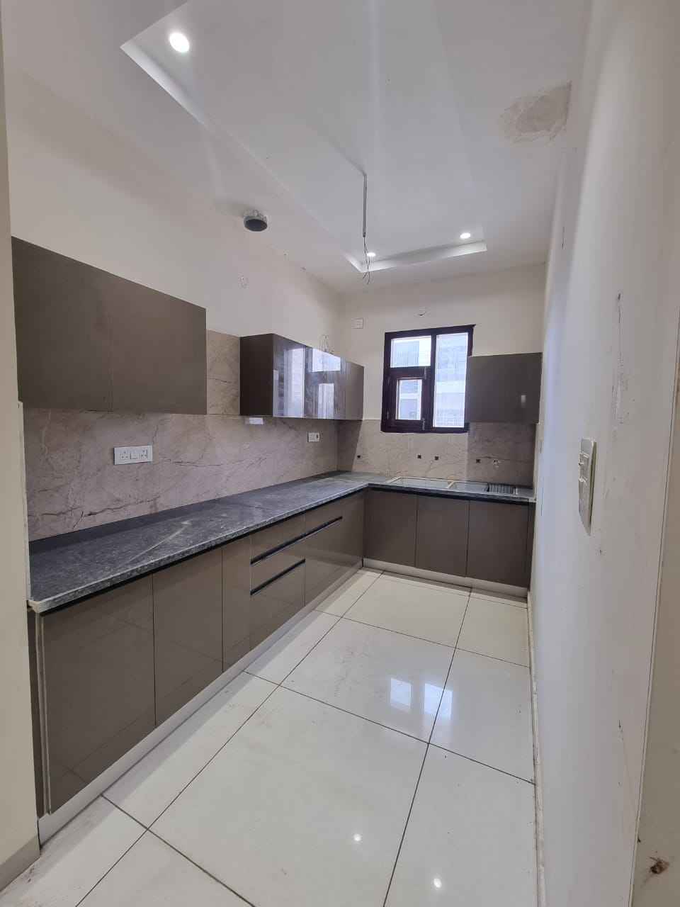 dd9 Independent 3 Beds 3 Baths – Apartment for Sale in Mohali, Punjab