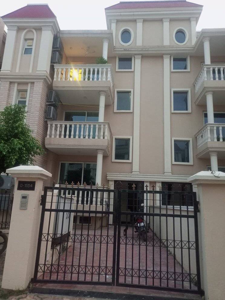 4 Beds 4 Baths house for Sale in Gurugram