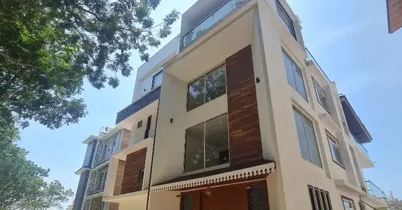 4+ Bds – 4+ Ba – 8000 ft2 HUGE 5BHK SEA VIEW VILLA FOR SALE IN BETIM PORVORIM