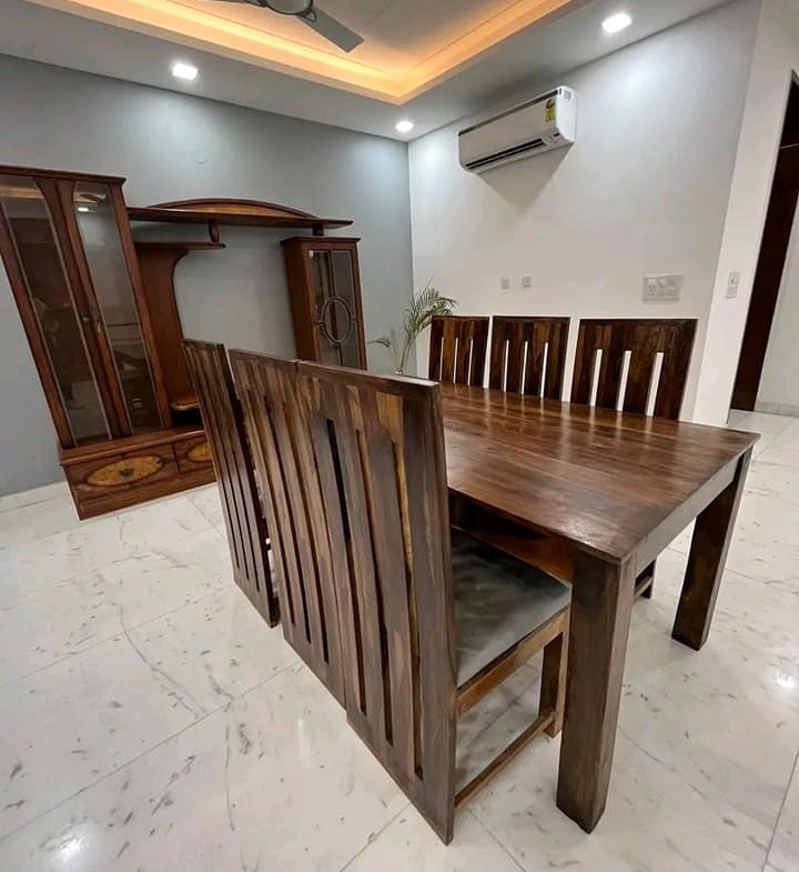 3BEDS FLAT FOR RENT IN SAKET AREA