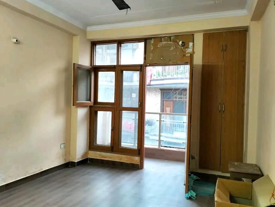 2BEDS FLAT FOR RENT IN SAKET AREA