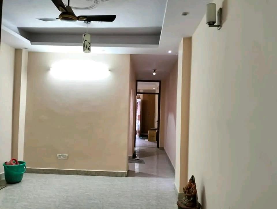 2BEDS FLAT FOR RENT IN SAKET AREA