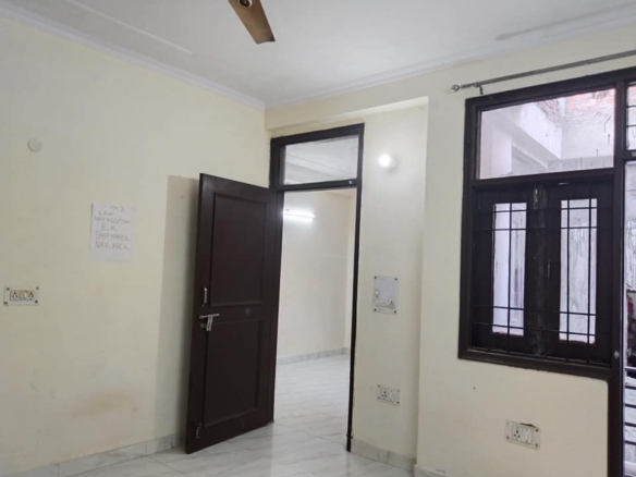 1BED 1 BATH FLAT FOR RENT IN SAKET AREA, DELHI