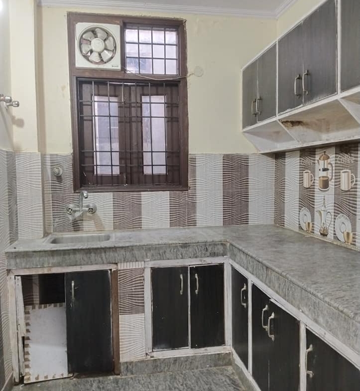 1BED 1 BATH FLAT FOR RENT IN SAKET AREA, DELHI
