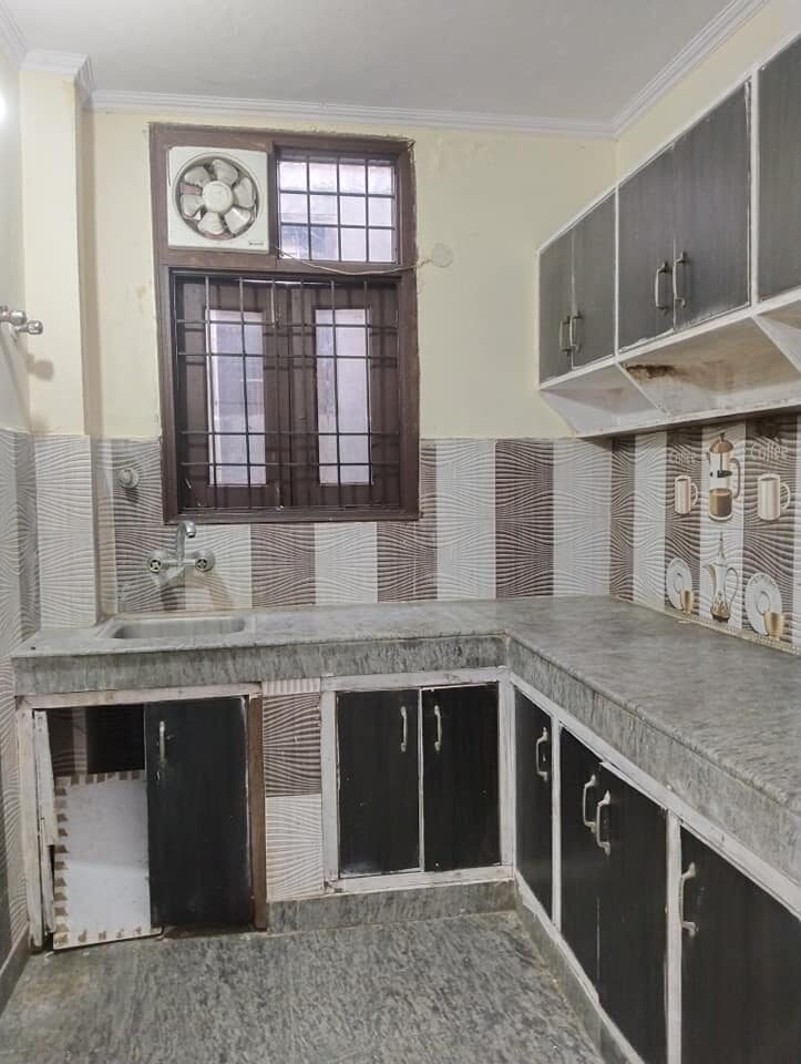 1BED 1 BATH FLAT FOR RENT IN SAKET AREA, DELHI