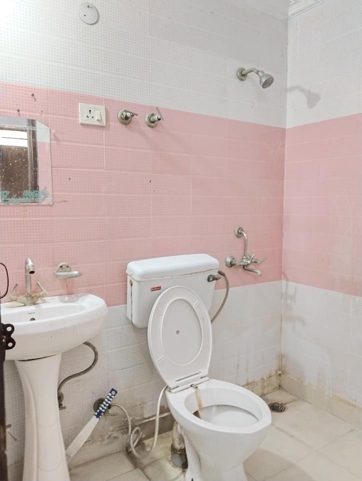 ffg3 Beautiful 2 Beds 2Baths flat on Rent in Saket