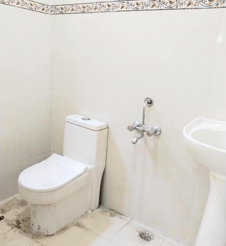 Small Family 1 Bed 1 Bath flat for rent in Saket, Delhi