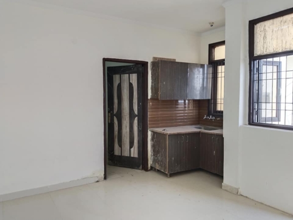 Small Family 1 Bed 1 Bath flat for rent in Saket, Delhi
