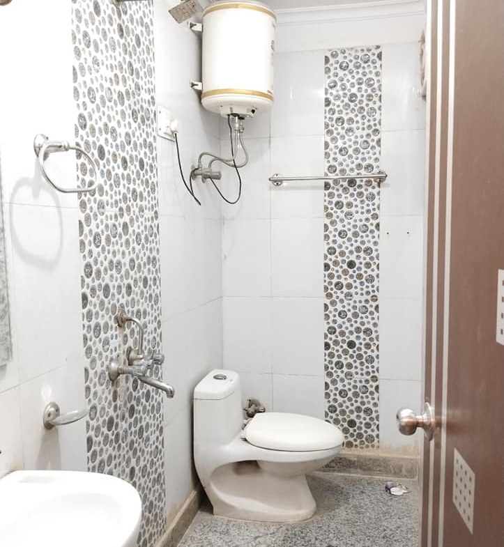1 Bed 1 Bath Flat for Rent in Saket, Delhi