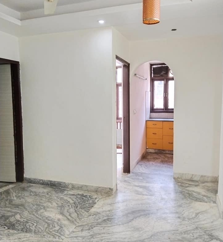2 Beds Flat for Rent in Saket, Delhi
