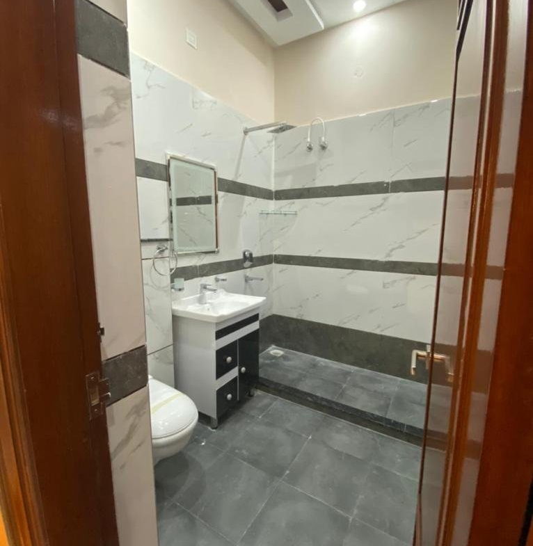 3 beds 3 baths Flat for Sale in Mohali, Punjab
