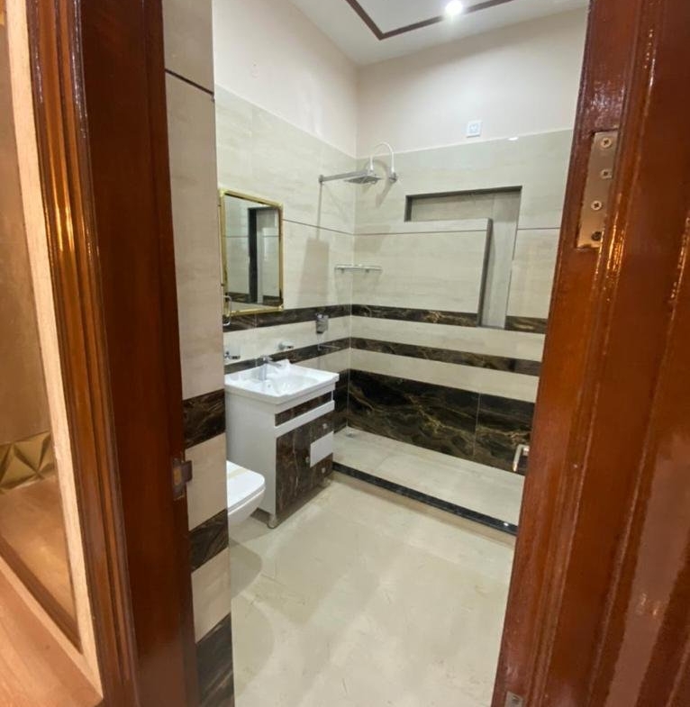 3 beds 3 baths Flat for Sale in Mohali, Punjab
