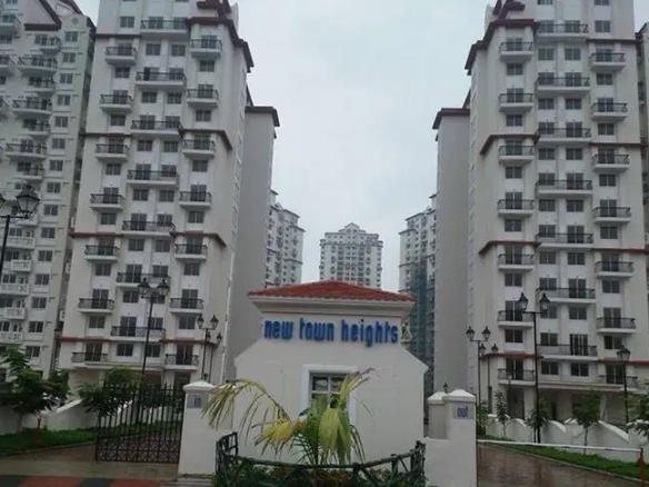 4 Bds – 4 Ba – 2727 ft2 BUY SELL RENTAL APARTMENTS IN GURGAON
