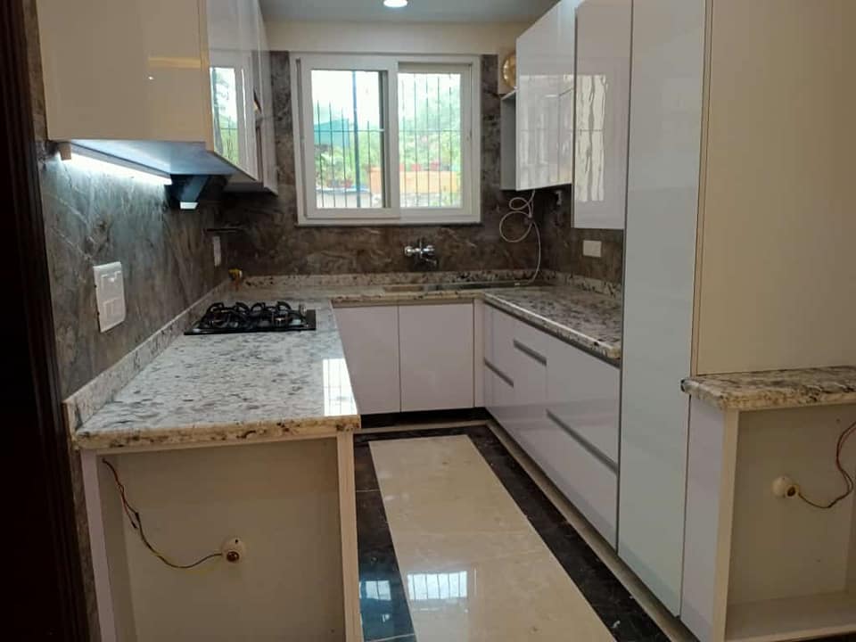 1st Floor 3Beds 3 Baths Semi Furnished in Safdarjung enclave, Delhi