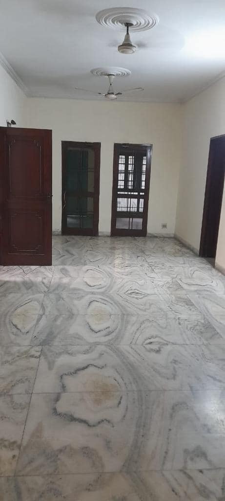 3 Storey- 11 Beds 11 Baths newly Renovated house for Sale in Noida