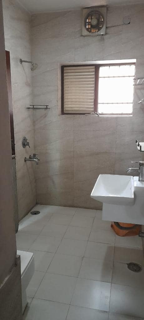 3 Storey- 11 Beds 11 Baths newly Renovated house for Sale in Noida