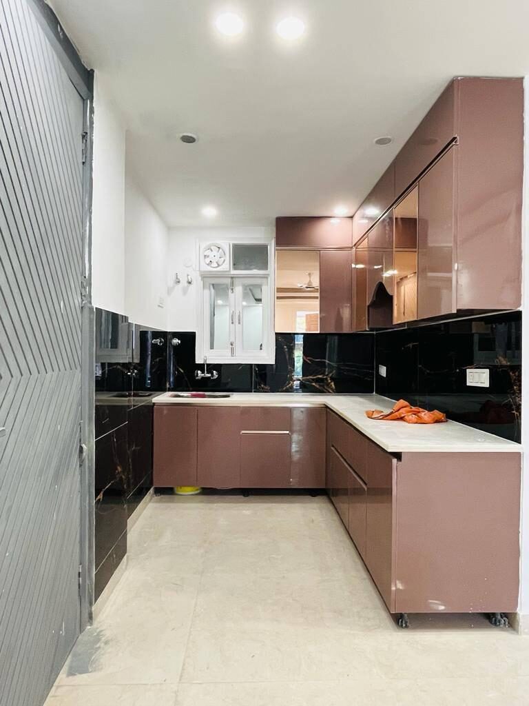 kk 1 Bed 1 Bath Fully furnished flat for rent in Saket, Delhi