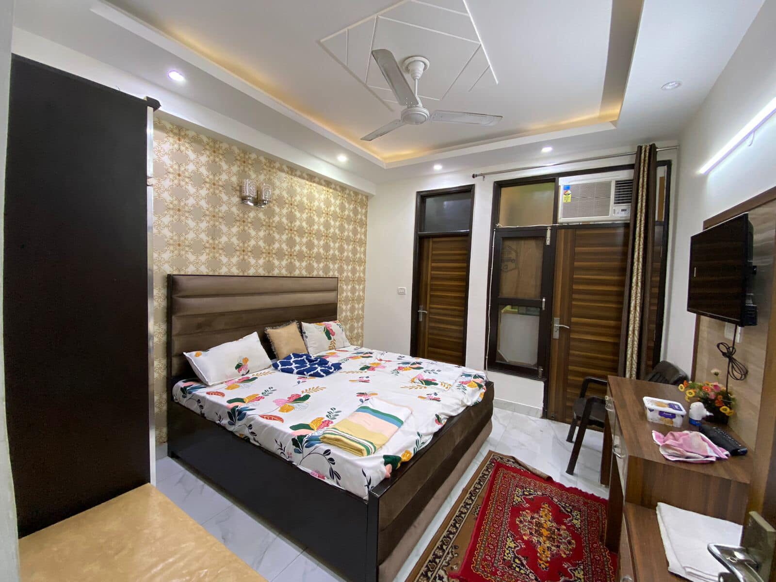 md2 4 beds 4 baths fully furnished apartment for sale in Delhi