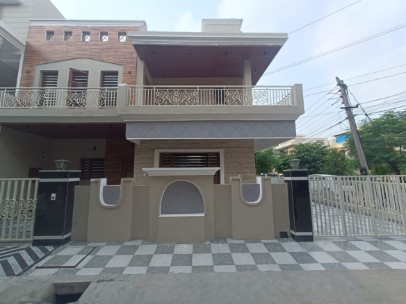 5 beds 4 baths House for Sale in Kharar, Punjab