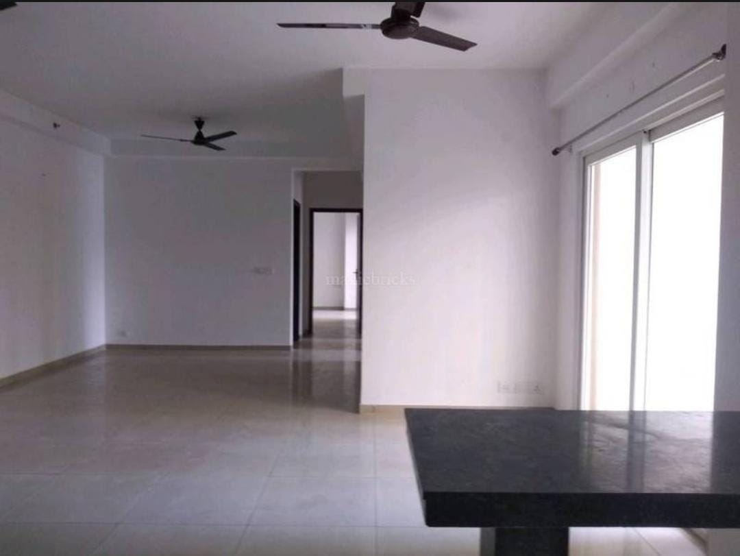n6 3 Beds 3 Baths + servant flat for Sale in Noida, UP