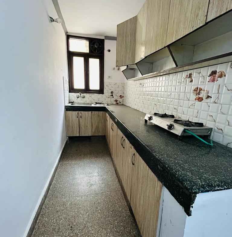 Fully furnished 1 Bed 1 Bath – Apartment for Rent in Saket, Delhi