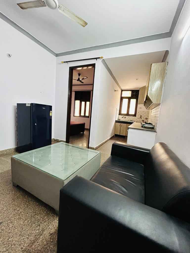 Fully furnished 1 Bed 1 Bath – Apartment for Rent in Saket, Delhi